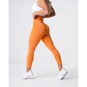 NVGTN Sunset Orange NV Seamless Contour Leggings Small